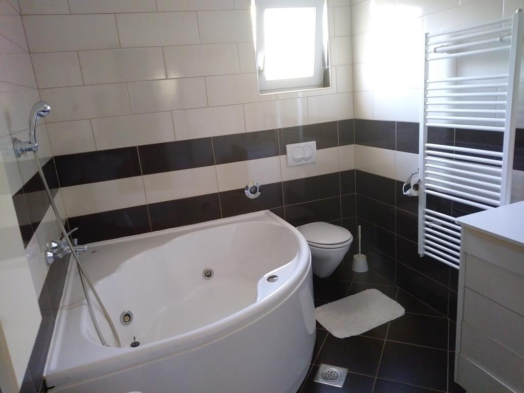 Apartman Toni Бибинье Экстерьер фото
